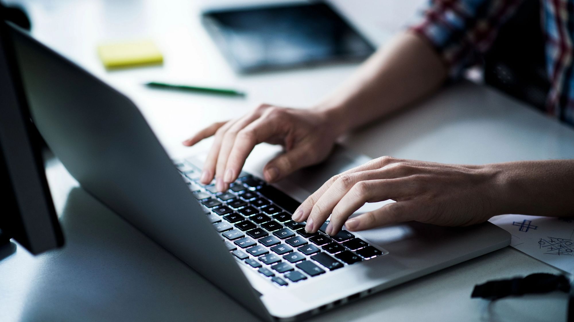 PAN-Aadhaar链接：在截止日期前链接Aadhaar和PAN卡的快速步骤